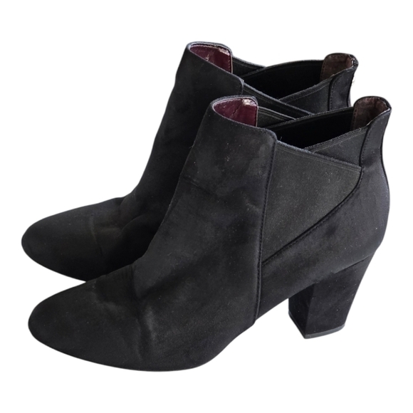 BCBGenation Ankle Boots Women Sz 9M Black Dolan Suede Block Heel Pointed Toe - Picture 2 of 16